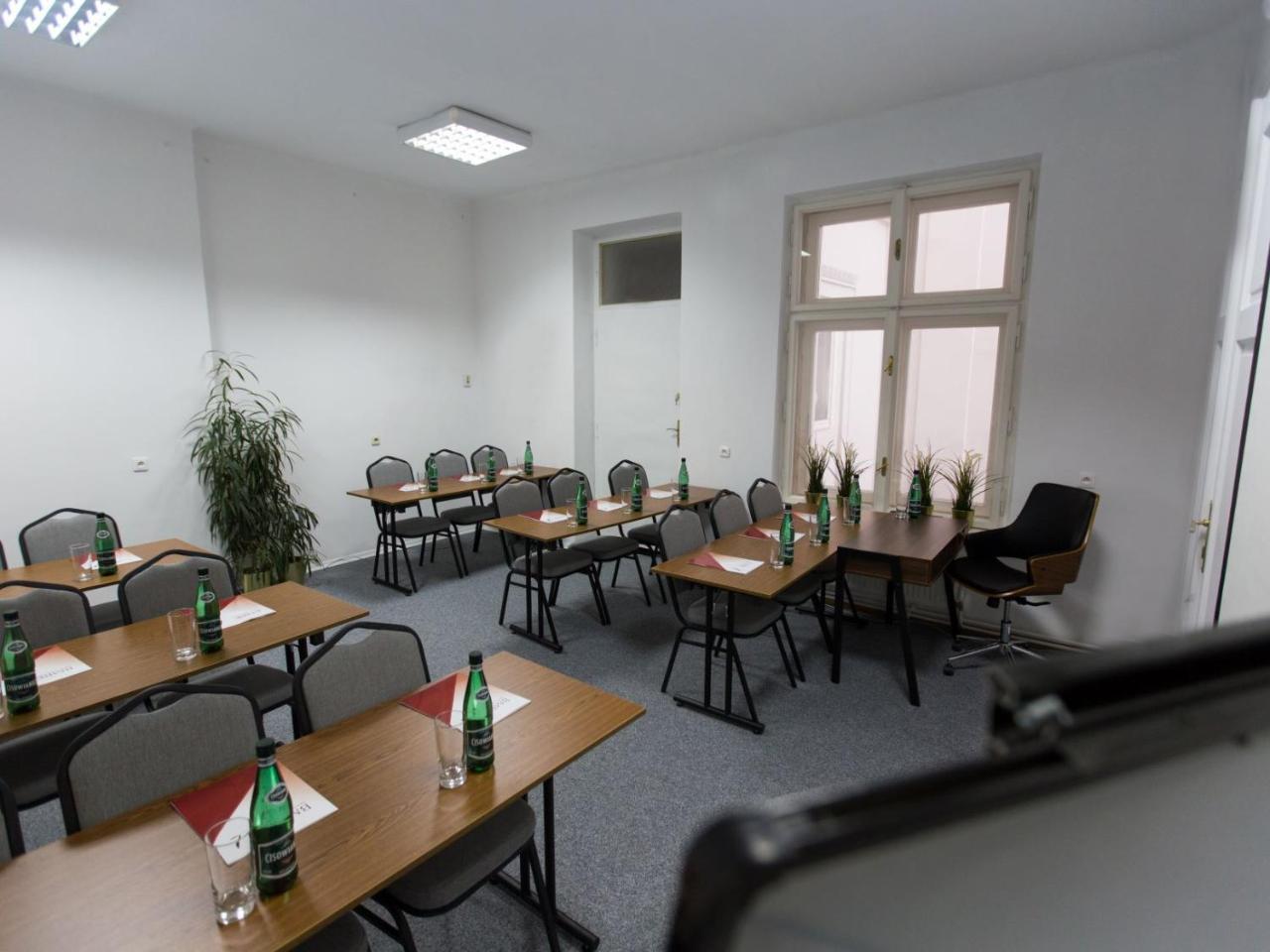 The Spiski Palace Apartment Krakow Ngoại thất bức ảnh