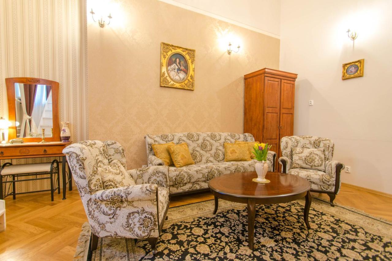 The Spiski Palace Apartment Krakow Ngoại thất bức ảnh