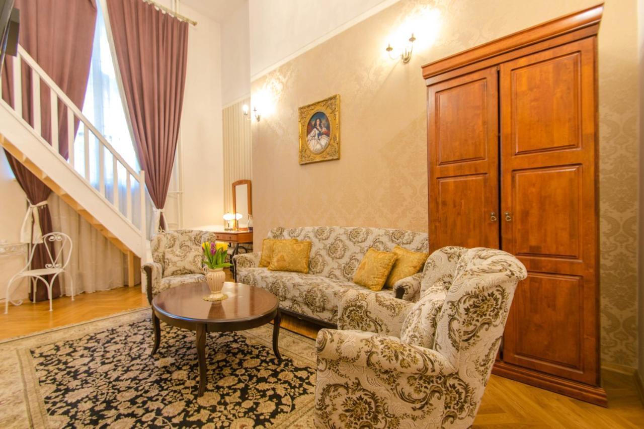 The Spiski Palace Apartment Krakow Ngoại thất bức ảnh