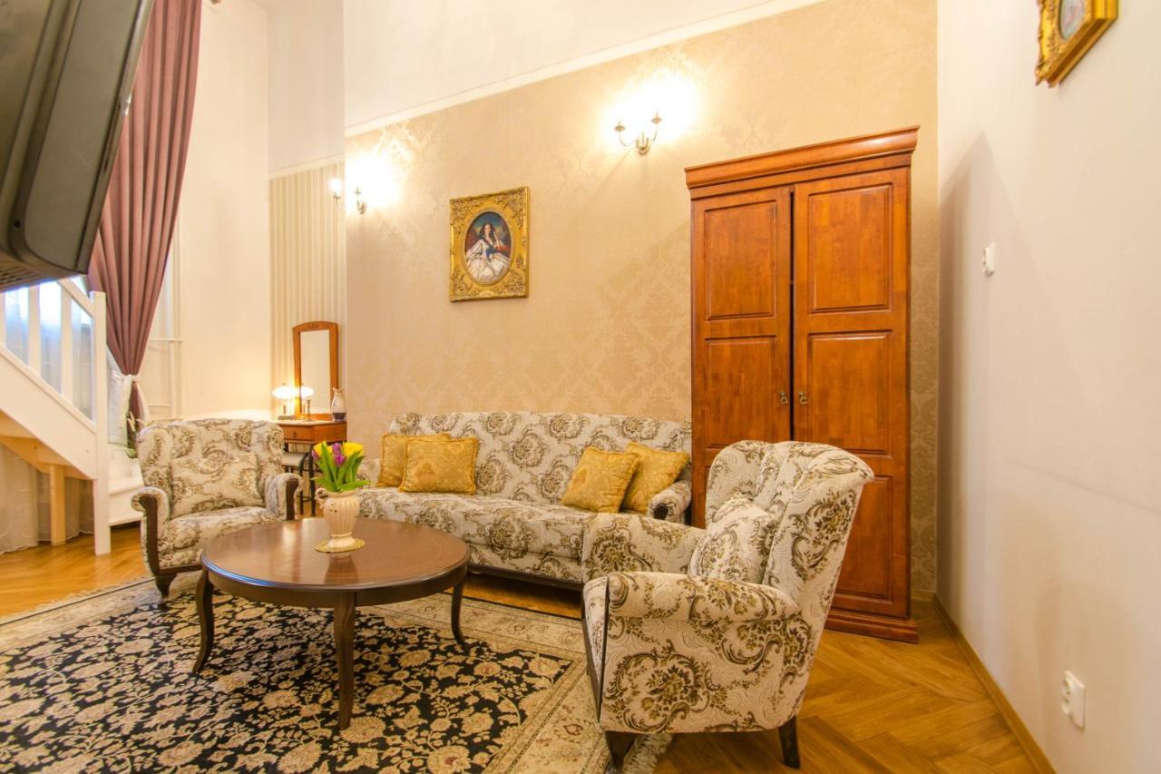 The Spiski Palace Apartment Krakow Ngoại thất bức ảnh