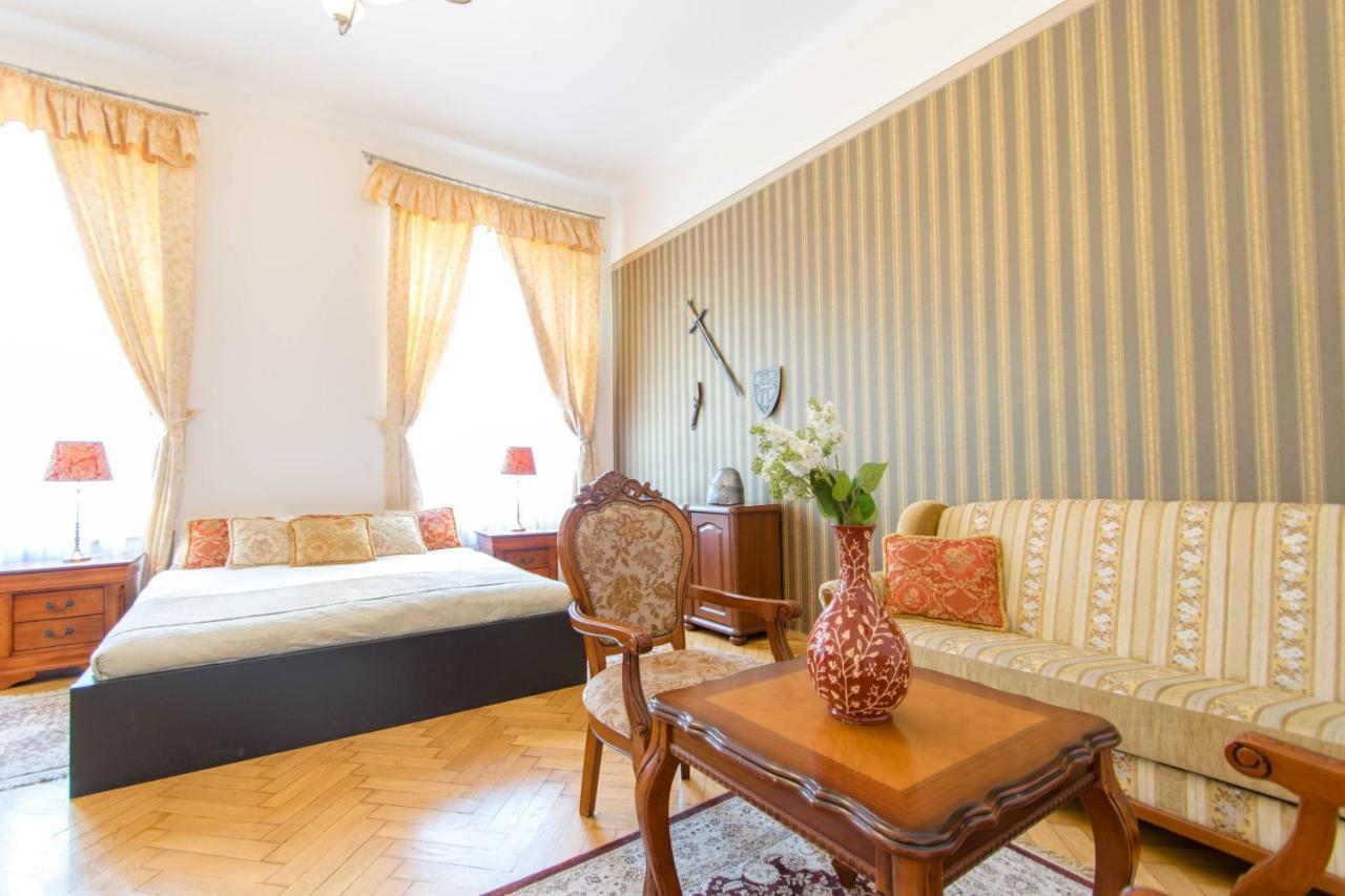 The Spiski Palace Apartment Krakow Ngoại thất bức ảnh