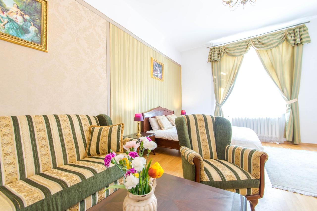 The Spiski Palace Apartment Krakow Ngoại thất bức ảnh