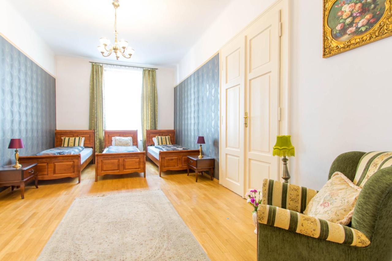 The Spiski Palace Apartment Krakow Ngoại thất bức ảnh